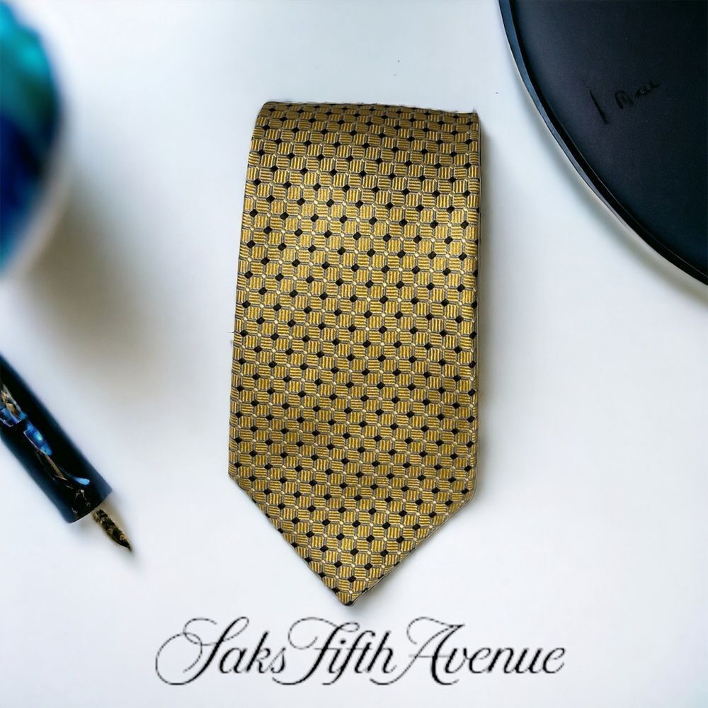 Sax Fifth Avenue Gold Silk Tie